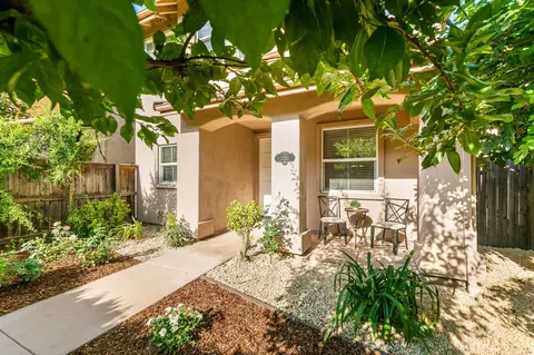2031 Catalina Dr, Davis, CA 95616 photo 3