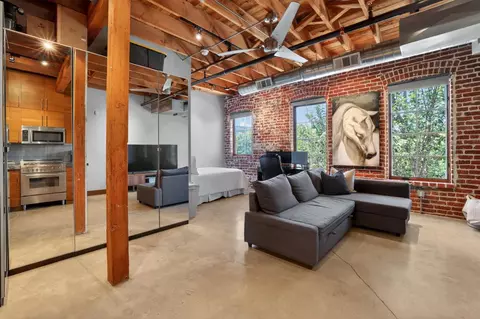 1725 14th St #207, Sacramento, CA 95811