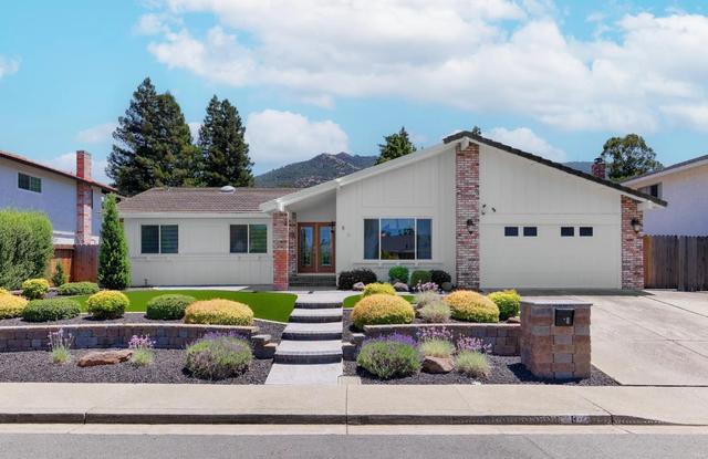 8 Mirango Ct, Clayton, CA 94517