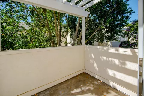 Exterior - 1045 Greene Ter, Davis, CA 95618 photo 3 of 9