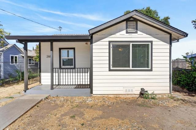 2604 Fairfield St, Sacramento, CA 95815