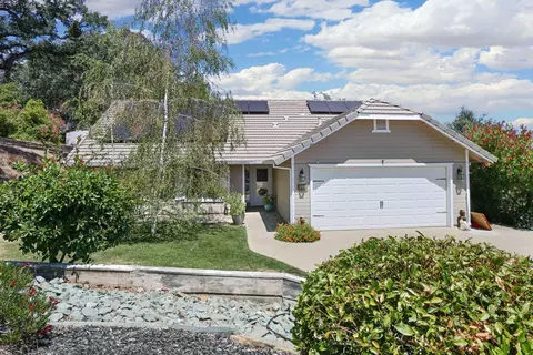 2168 Quail Ct, Valley Springs, CA 95252