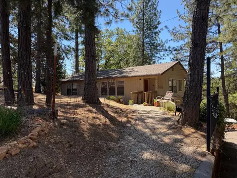 424 Catskill Dr, Colfax, CA 95713