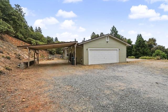 18567 Sugar Pine Dr, Pine Grove, CA 95665