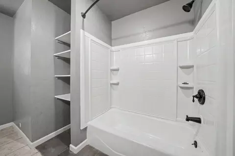 Bath - 18567 Sugar Pine Dr, Pine Grove, CA 95665 photo 3 of 5