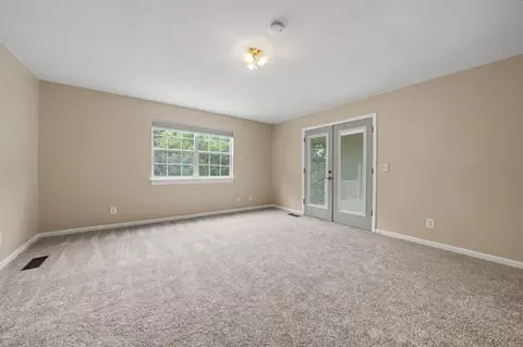 Bedroom - 18567 Sugar Pine Dr, Pine Grove, CA 95665 photo 5 of 6