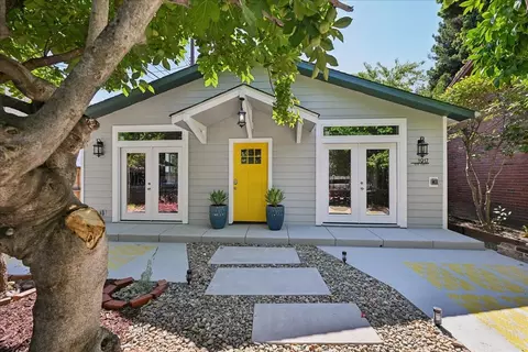 1917 6th St, Sacramento, CA 95811