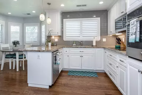 Kitchen - 3012 Mammoth Way, Modesto, CA 95355 photo 2 of 3