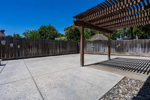Exterior - 3012 Mammoth Way, Modesto, CA 95355 photo 9 of 22