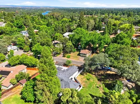8051 Grand Ave, Fair Oaks, CA 95628