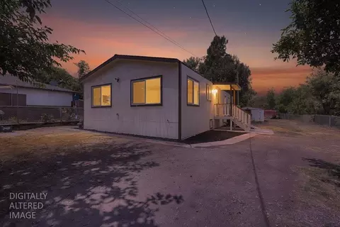 5212 Elizabeth Ave, Olivehurst, CA 95961