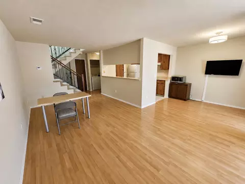 Living - 3044 Woods Cir, Davis, CA 95616 photo 2 of 6