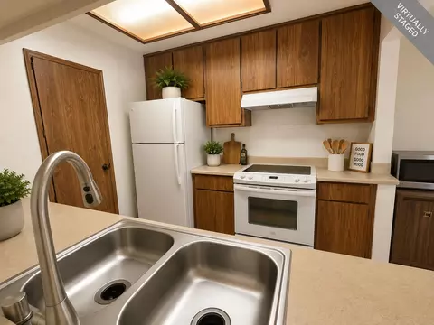 Kitchen - 3044 Woods Cir, Davis, CA 95616 photo 1 of 2
