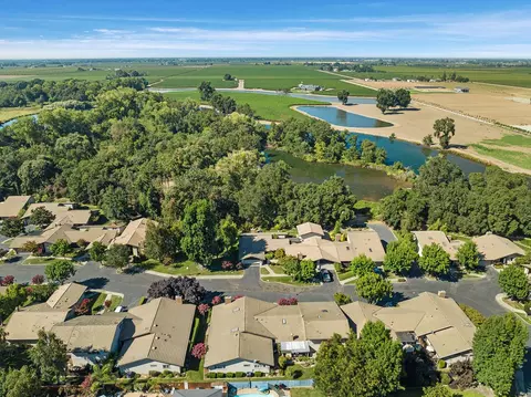 View/Area - 1725 Le Bec Ct, Lodi, CA 95240 photo 4 of 5