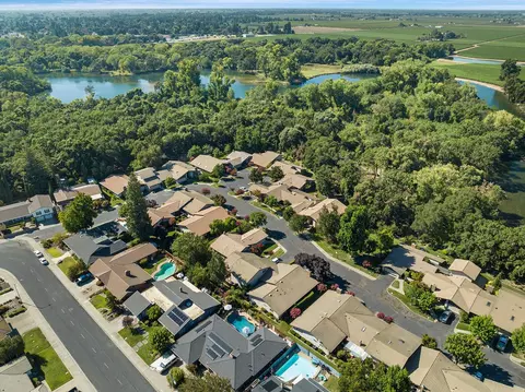 View/Area - 1725 Le Bec Ct, Lodi, CA 95240 photo 5 of 5