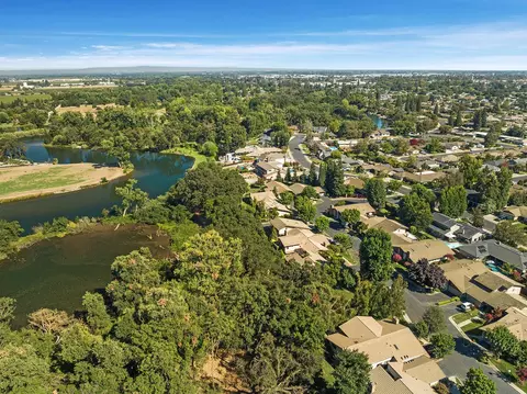 View/Area - 1725 Le Bec Ct, Lodi, CA 95240 photo 2 of 5
