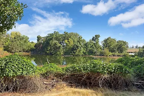 View/Area - 1725 Le Bec Ct, Lodi, CA 95240 photo 1 of 5
