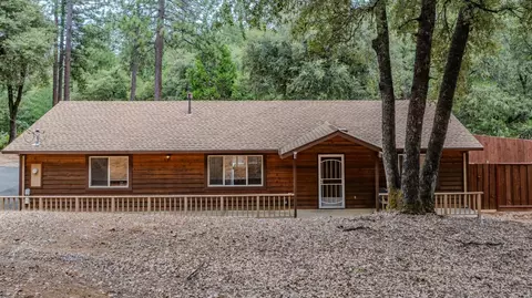 13050 Mount Zion Rd, Pine Grove, CA 95665