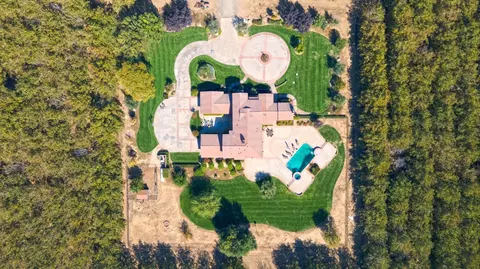 618 Elfers Rd, Patterson, CA 95363 photo 3