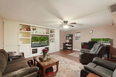2356 E Druet Ln, Lodi, CA 95242 photo 17