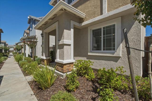6016 San Rafael Ln, Roseville, CA 95747