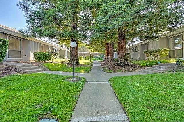 3667 Gold Creek Ln, Sacramento, CA 95827