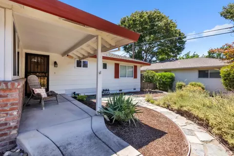 6224 Saint James Dr, Carmichael, CA 95608 photo 4