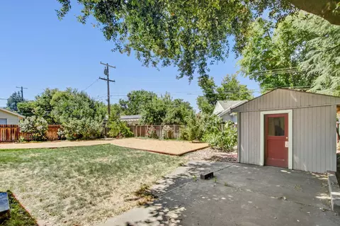 Exterior - 921 W 8th St, Davis, CA 95616 photo 6 of 11