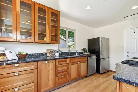 Kitchen - 921 W 8th St, Davis, CA 95616 photo 2 of 5