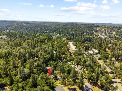 View/Area - 954 Wren Ct, Placerville, CA 95667 photo 5 of 6