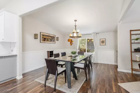 Dining - 954 Wren Ct, Placerville, CA 95667 photo 2 of 2