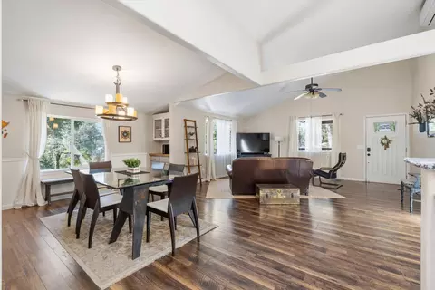 Dining - 954 Wren Ct, Placerville, CA 95667 photo 1 of 2