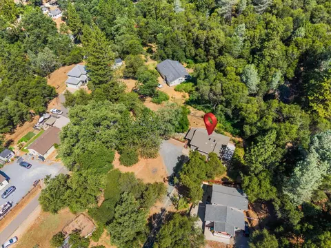 View/Area - 954 Wren Ct, Placerville, CA 95667 photo 2 of 6
