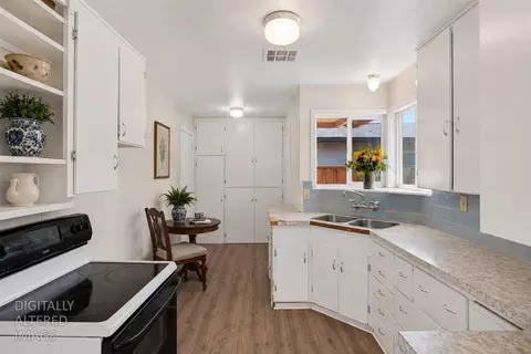 Kitchen - 1627 Albany Ave, Modesto, CA 95350 photo 2 of 3