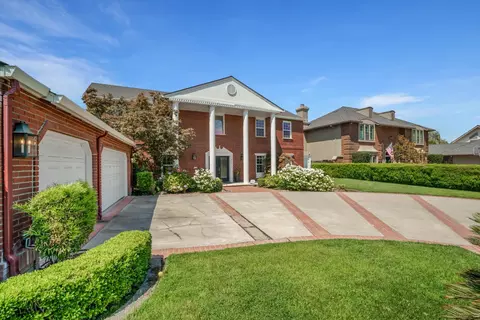 Exterior - 3817 Viader Dr, Modesto, CA 95356 photo 3 of 10