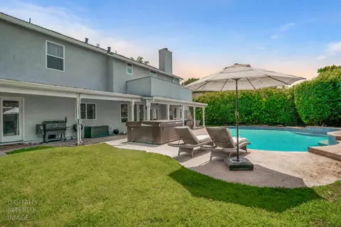Exterior - 3817 Viader Dr, Modesto, CA 95356 photo 8 of 10
