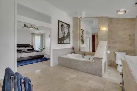 Bath - 3817 Viader Dr, Modesto, CA 95356 photo 7 of 7