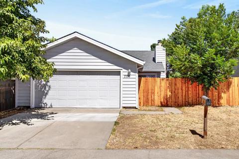 7759 Robinette Rd, Sacramento, CA 95828