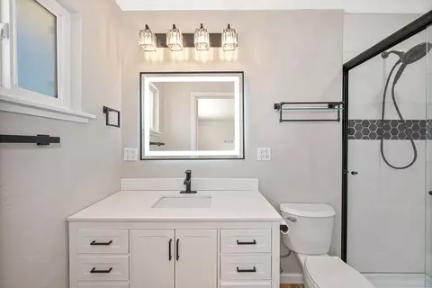 Bath - 4404 Rollingrock Way, Carmichael, CA 95608 photo 2 of 4