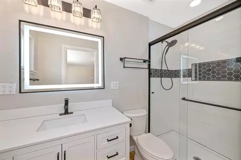Bath - 4404 Rollingrock Way, Carmichael, CA 95608 photo 3 of 4