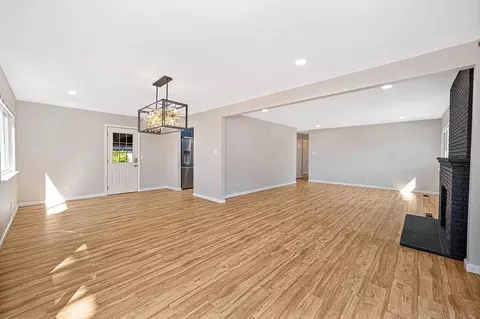 Living - 4404 Rollingrock Way, Carmichael, CA 95608 photo 3 of 5
