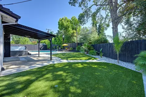 Exterior - 4404 Rollingrock Way, Carmichael, CA 95608 photo 2 of 12