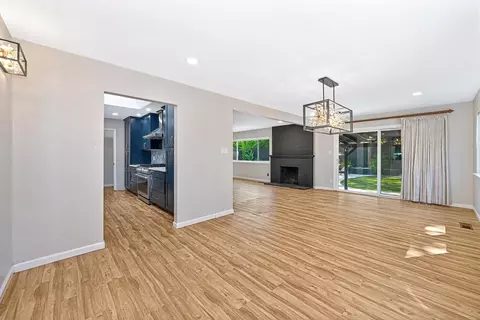 Living - 4404 Rollingrock Way, Carmichael, CA 95608 photo 4 of 5