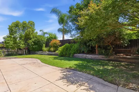Exterior - 4057 Huston Way, Olivehurst, CA 95961 photo 10 of 15