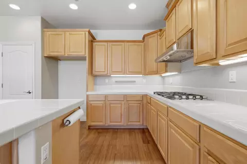 Kitchen - 4057 Huston Way, Olivehurst, CA 95961 photo 2 of 4