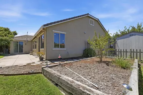 Exterior - 4057 Huston Way, Olivehurst, CA 95961 photo 13 of 15