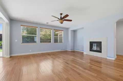 Living - 4057 Huston Way, Olivehurst, CA 95961 photo 2 of 4