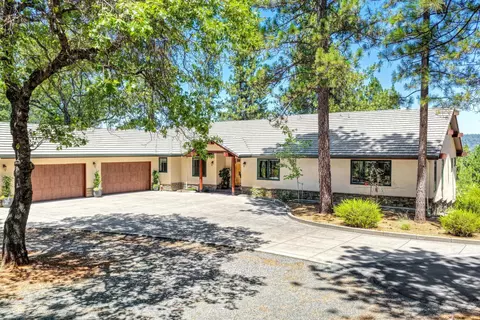 5050 Bella Vista Cir, Foresthill, CA 95631