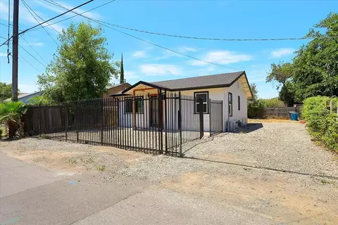 Exterior - 5018 Western Ave, Olivehurst, CA 95961 photo 4 of 10