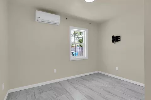 Bedroom - 5018 Western Ave, Olivehurst, CA 95961 photo 1 of 4